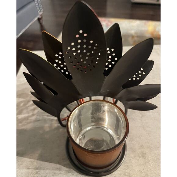 Turkey Shaped Rustic Metal Candle Tea Light Holder - Picture 11 of 12